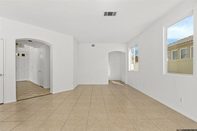 19 Villa Milano, Lake Elsinore, CA 92532