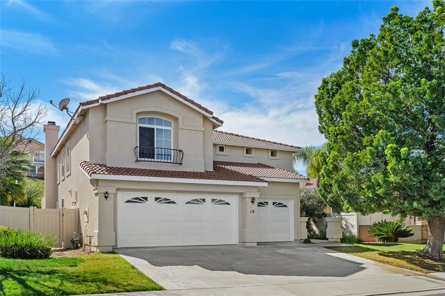 19 Villa Milano, Lake Elsinore, CA 92532