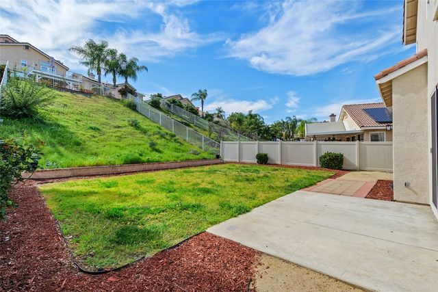 19 Villa Milano, Lake Elsinore, CA 92532