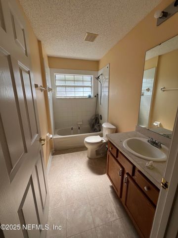 11940 CANTERWOOD Drive, Jacksonville, FL 32246
