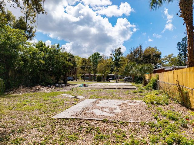 1107 PUTNAM DRIVE, Sarasota, FL 34234
