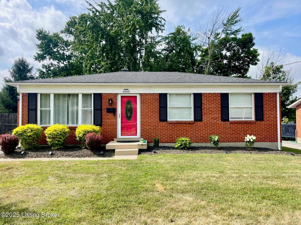 4800 Libby Ln, Louisville, KY 40272