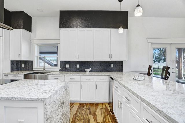 14224 LORRAINE COURT, Dade City, FL 33525