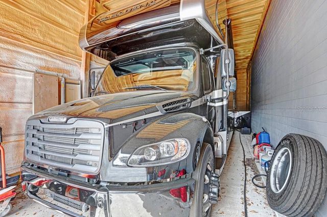 14224 LORRAINE COURT, Dade City, FL 33525