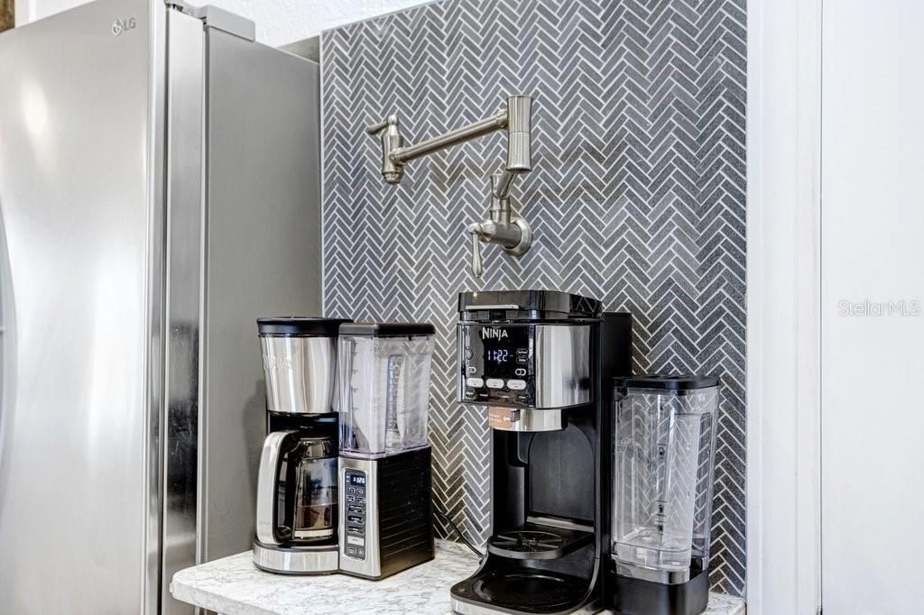 Image 15 of property listing at 14224 LORRAINE COURT, Dade City, FL 33525