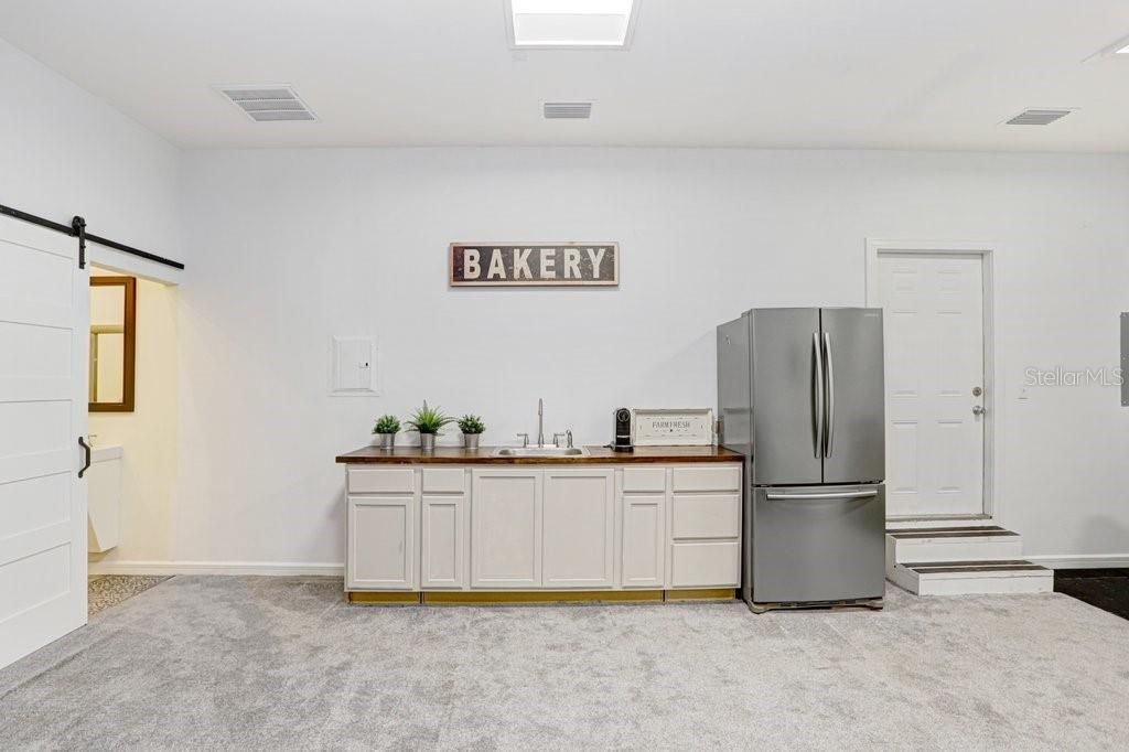 Image 44 of property listing at 14224 LORRAINE COURT, Dade City, FL 33525