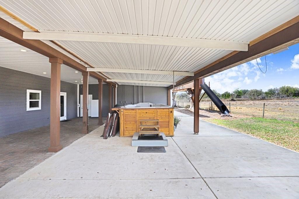 Image 49 of property listing at 14224 LORRAINE COURT, Dade City, FL 33525