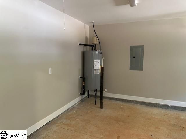 210 E Greenwood Street, Landrum, SC 29356