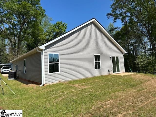 210 E Greenwood Street, Landrum, SC 29356