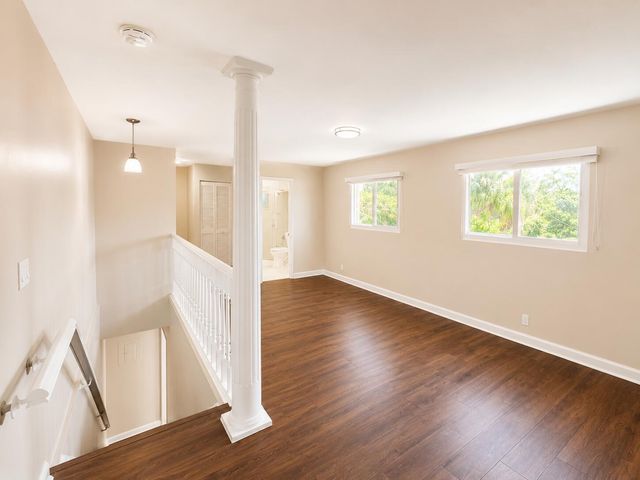 1155 Washington Street, Hollywood, FL 33019