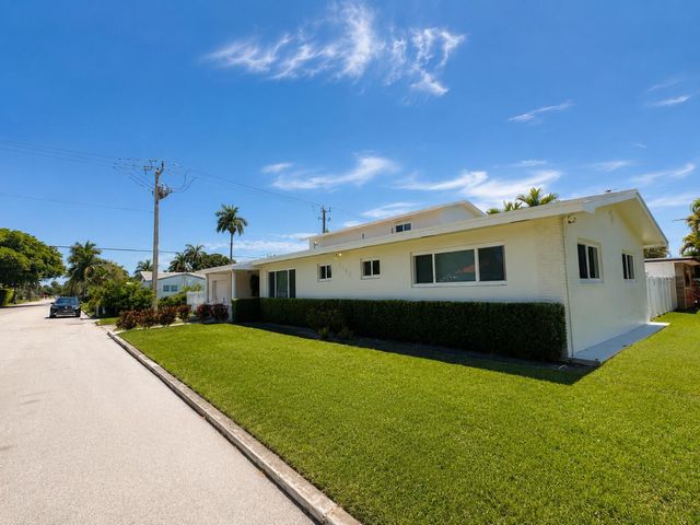 1155 Washington Street, Hollywood, FL 33019