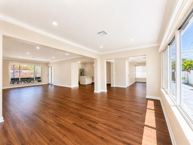 1155 Washington Street, Hollywood, FL 33019