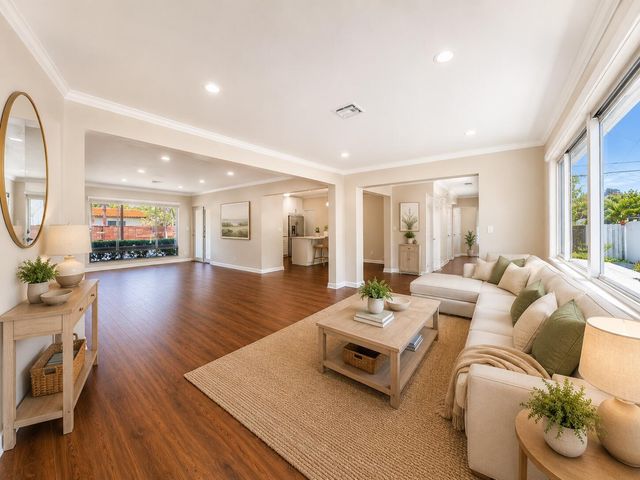 1155 Washington Street, Hollywood, FL 33019