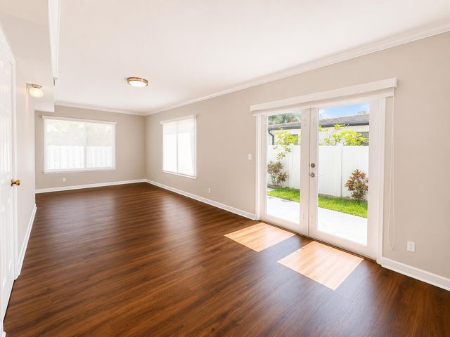 1155 Washington Street, Hollywood, FL 33019