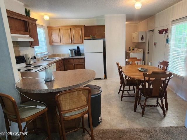 407 PEVAHOUSE CAMP CIR, Decatur, TN 38329