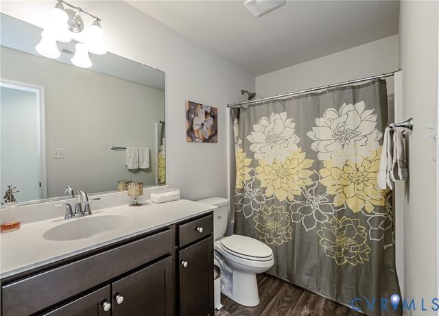 9013 Lavenham Pl, Midlothian, VA 23112