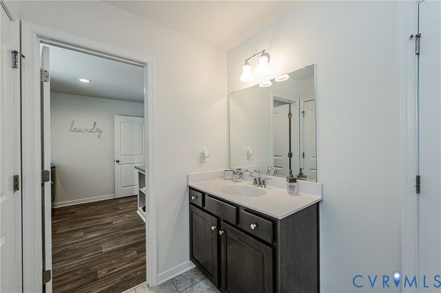 9013 Lavenham Pl, Midlothian, VA 23112