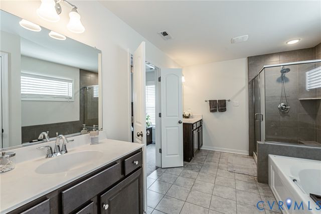 9013 Lavenham Pl, Midlothian, VA 23112