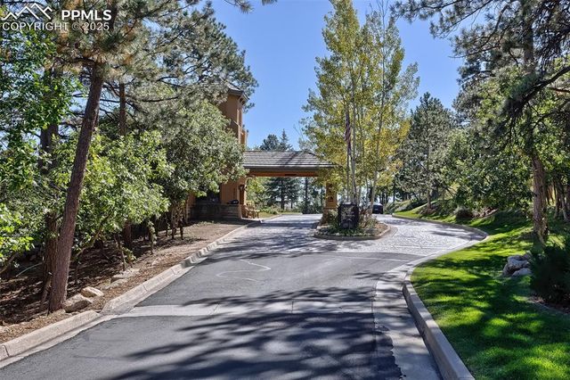 4688 Stone Manor Heights, Colorado Springs, CO 80906