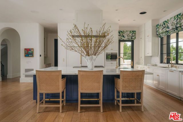 1475 E Mountain Drive, Santa Barbara, CA 93108