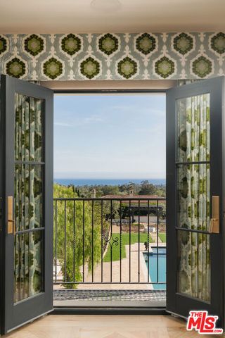 1475 E Mountain Drive, Santa Barbara, CA 93108