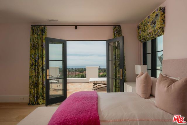 1475 E Mountain Drive, Santa Barbara, CA 93108