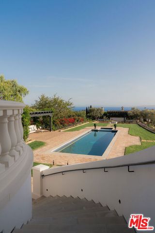 1475 E Mountain Drive, Santa Barbara, CA 93108
