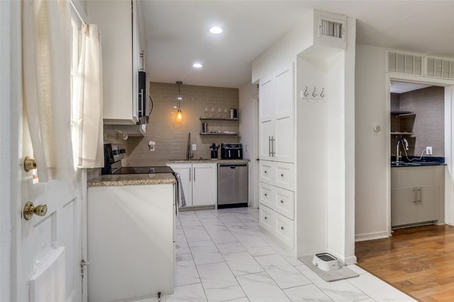 7618 Pebblestone Drive, Dallas, TX 75230