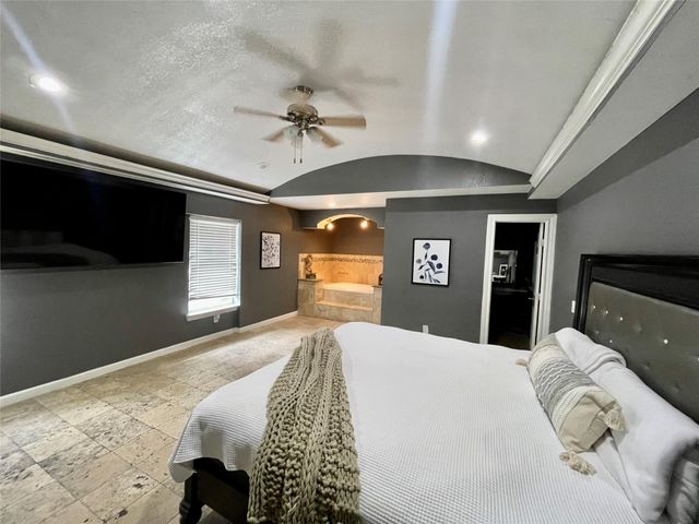 8406 Glen Valley Drive, Houston, TX 77061