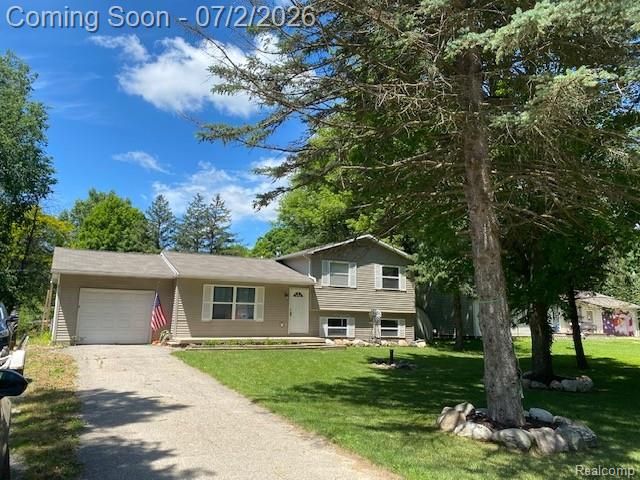 9523 Waite Drive, Tyrone Township, MI 48430