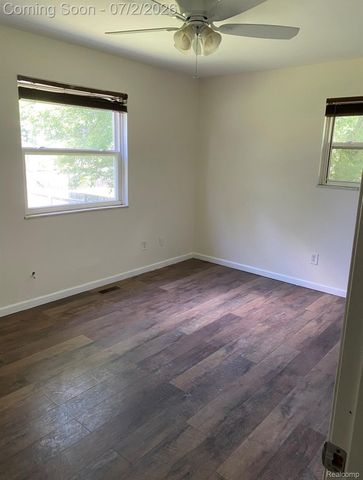 9523 Waite Drive, Tyrone Township, MI 48430