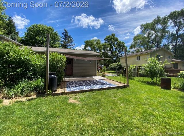 9523 Waite Drive, Tyrone Township, MI 48430