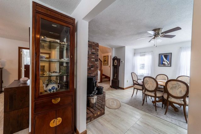 5 Cross Road, Hebron, NH 03241