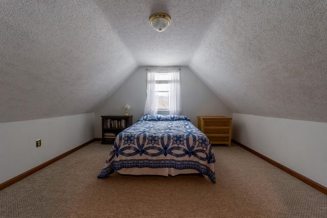 5 Cross Road, Hebron, NH 03241