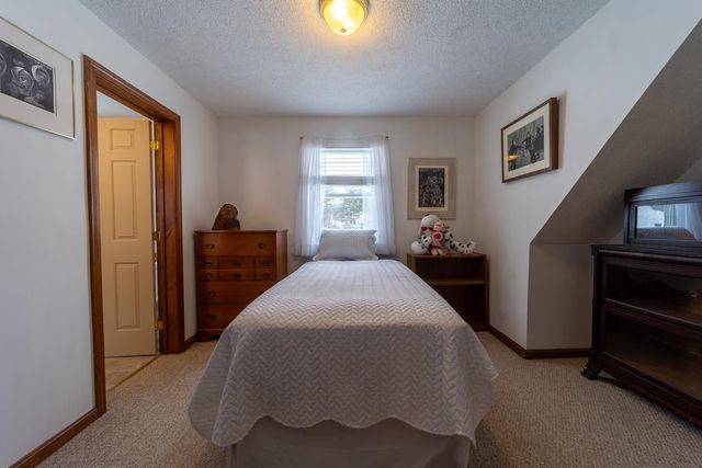 5 Cross Road, Hebron, NH 03241