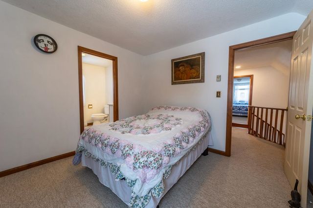 5 Cross Road, Hebron, NH 03241