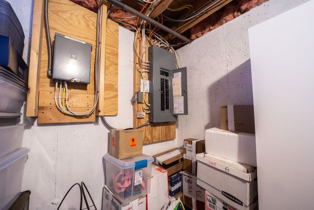 5 Cross Road, Hebron, NH 03241