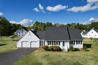 5 Cross Road, Hebron, NH 03241