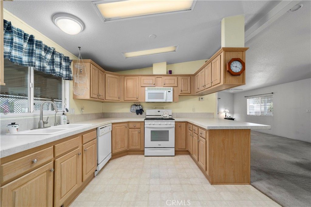 Image 15 of property listing at 1630 W Covina Boulevard 62, San Dimas, CA 91773