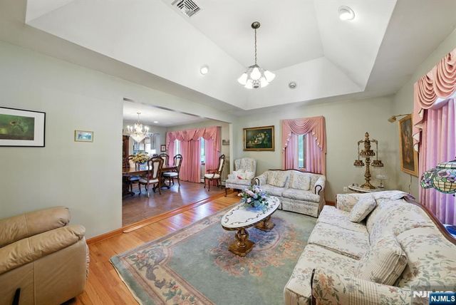 234 North Haledon Avenue, North Haledon, NJ 07508