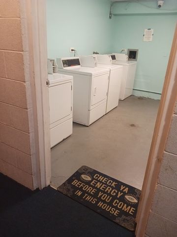 10811 S Lloyd Drive 2, Worth, IL 60482