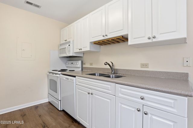 28 Old South Ct Apt A, Bluffton, SC 29910