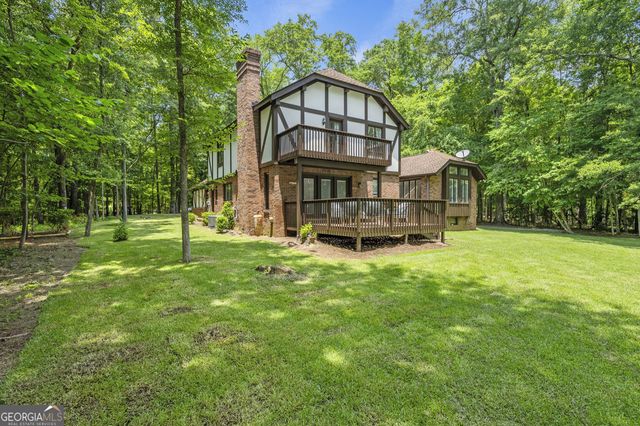 7598 Lakewood Drive, Macon, GA 31220