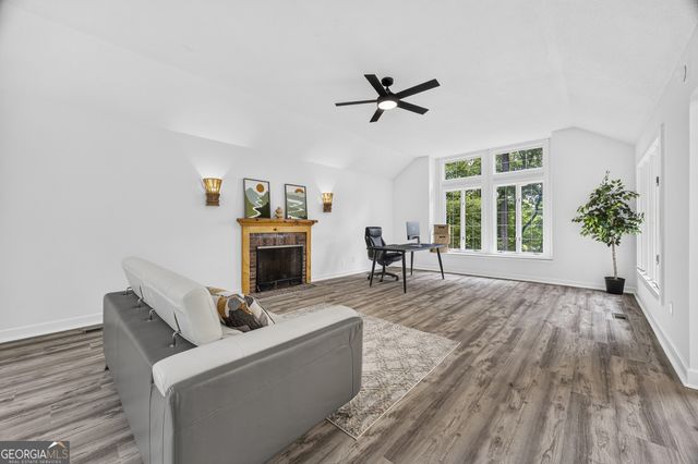 7598 Lakewood Drive, Macon, GA 31220
