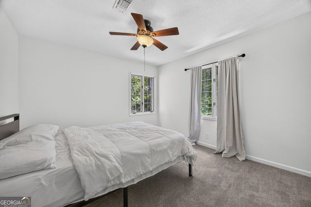7598 Lakewood Drive, Macon, GA 31220