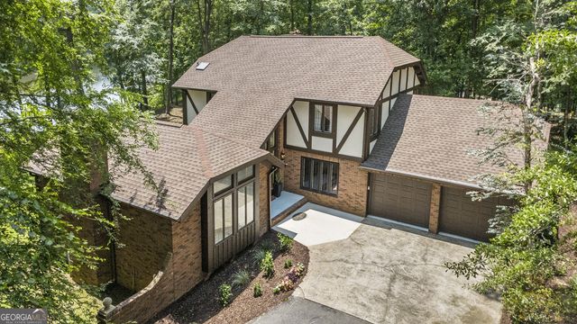 7598 Lakewood Drive, Macon, GA 31220