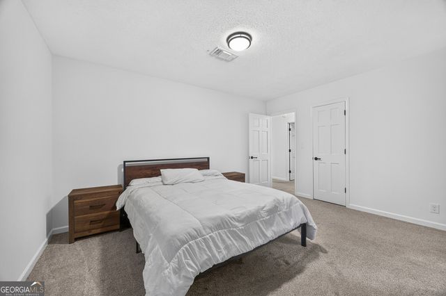 7598 Lakewood Drive, Macon, GA 31220
