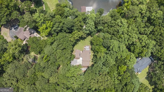 7598 Lakewood Drive, Macon, GA 31220
