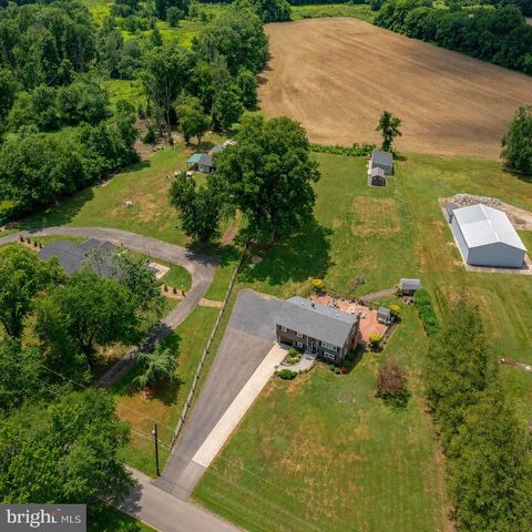 1024 OXMEAD, Eastampton, NJ 08060