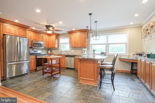 1024 OXMEAD, Eastampton, NJ 08060